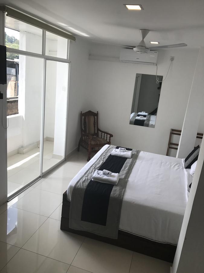 Impala City Hotel And Hostel Kandy 50 Ngoại thất bức ảnh