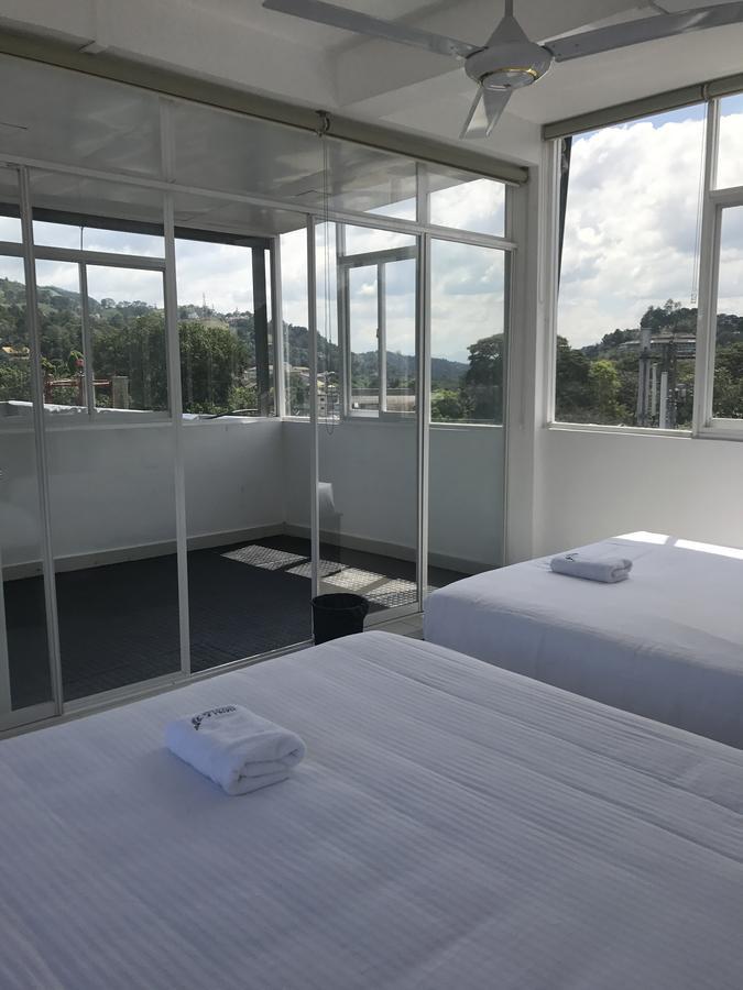 Impala City Hotel And Hostel Kandy 50 Ngoại thất bức ảnh